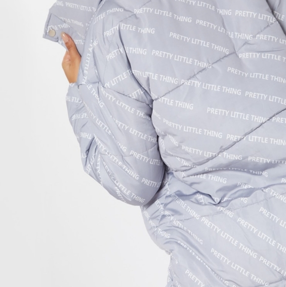 PrettyLittleThing Grey Logo Puffer Jacket NWT - Picture 5 of 7